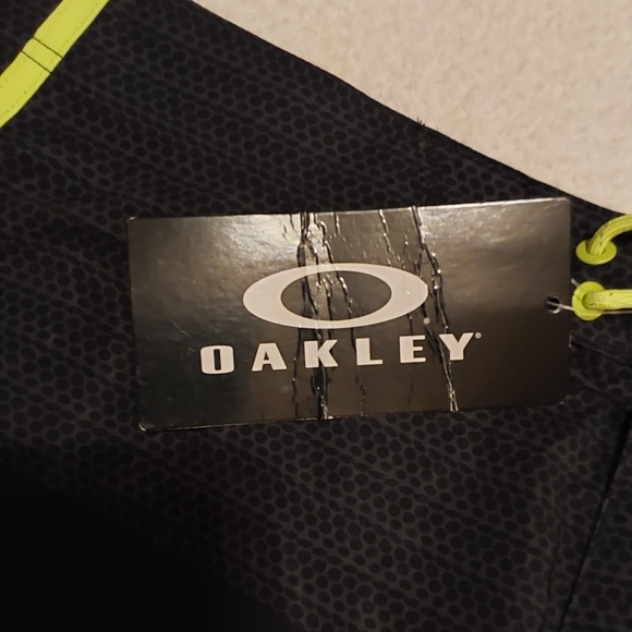 🌺 NWT Mens Oakley Swim/Board Shorts - Picture 9 of 10